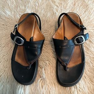 Murtosa Sandals size 41. Black with brown trim.